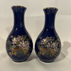 Miniature Japanese vases